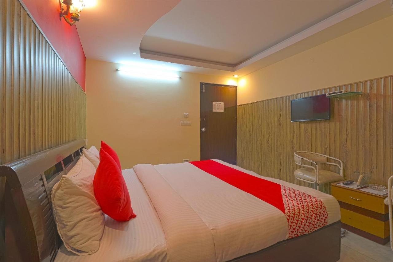 Oyo 834 Shree Balaji Hotel 파리다바드 외부 사진
