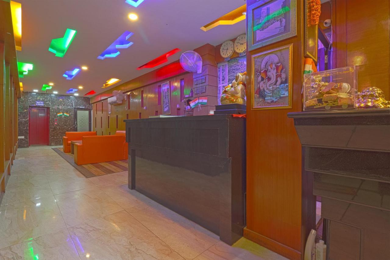 Oyo 834 Shree Balaji Hotel 파리다바드 외부 사진