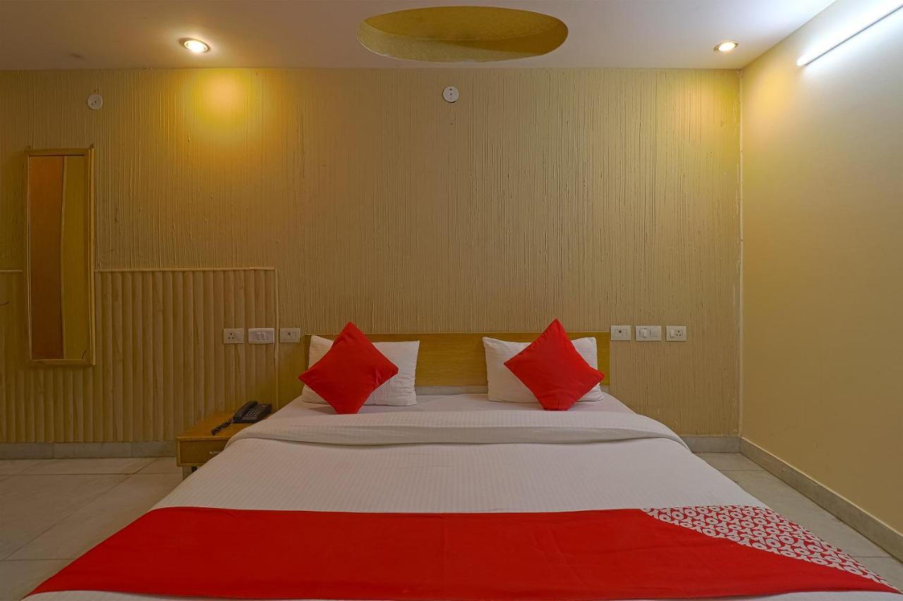 Oyo 834 Shree Balaji Hotel 파리다바드 외부 사진