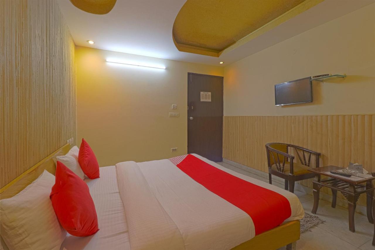 Oyo 834 Shree Balaji Hotel 파리다바드 외부 사진