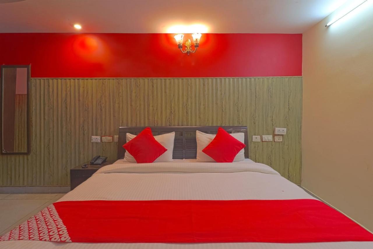 Oyo 834 Shree Balaji Hotel 파리다바드 외부 사진
